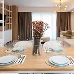 Lyra New Boutique Building With Fee-based Parking & Terrace * Bucharest