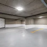 Lyra New Boutique Building With Fee-based Parking & Terrace Apartment