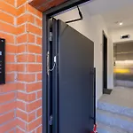 Apartment Lyra New Boutique Building With Fee-based Parking & Terrace