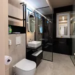 Lyra New Boutique Building With Fee-based Parking & Terrace Apartment Bucharest