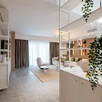 Lyra New Boutique Building With Fee-based Parking & Terrace * Bucharest