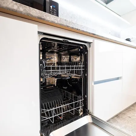 Lyra New Boutique Building With Terrace And Private Parking