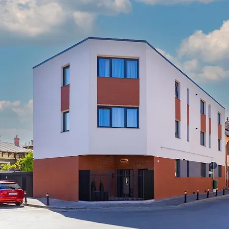 Lyra New Boutique Building With Fee-based Parking & Terrace Appartement