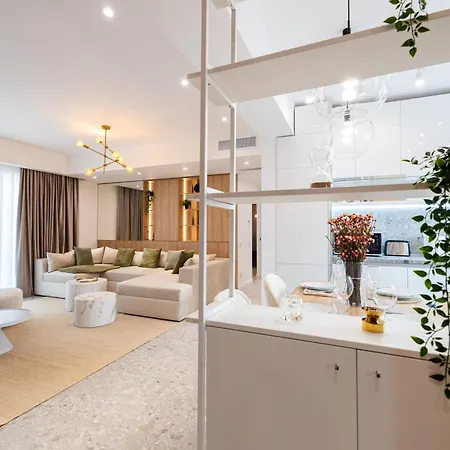 Lyra New Boutique Building With Terrace And Private Parking Βουκουρέστι
