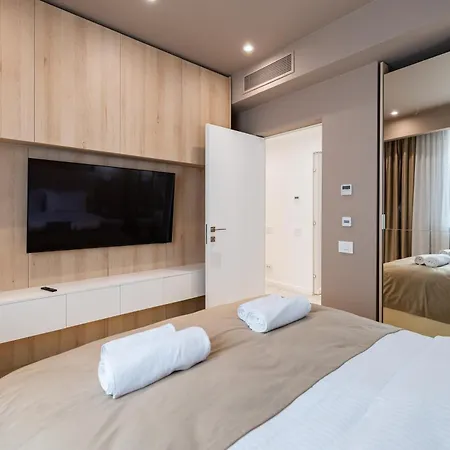 Lyra New Boutique Building With Terrace And Private Parking *