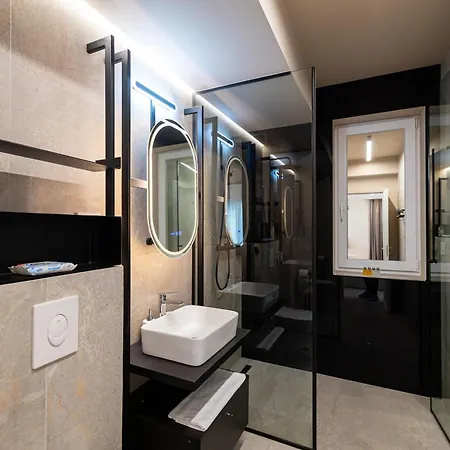 Lyra New Boutique Building With Terrace And Private Parking * Bukarest