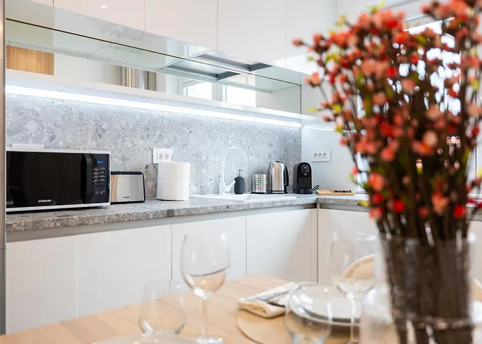 Lyra New Boutique Building Apartment With Parking & Terrace Bucureşti