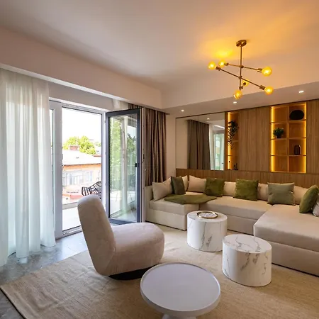 Lyra New Boutique Building Apartment With Parking & Terrace *