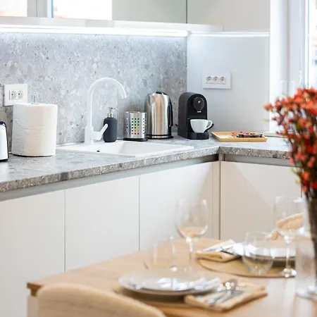 Lyra New Boutique Building Apartment With Parking & Terrace Apartman Bukarest