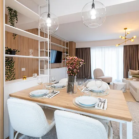 Lyra New Boutique Building With Fee-based Parking & Terrace Apartman Bukarest
