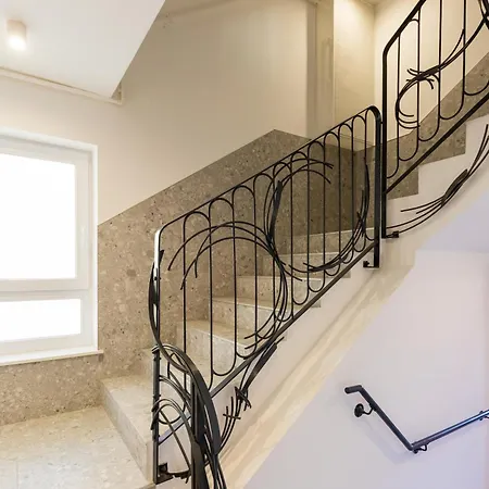 Lyra New Boutique Building Apartment With Parking & Terrace *