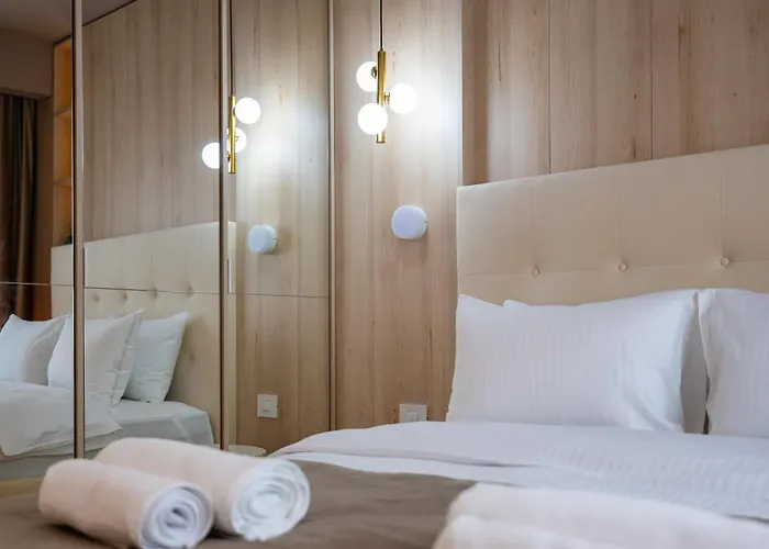 Apartamento Lyra New Boutique Building With Fee-based Parking & Terrace