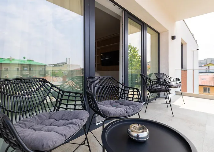 Apartamento Lyra New Boutique Building With Fee-based Parking & Terrace