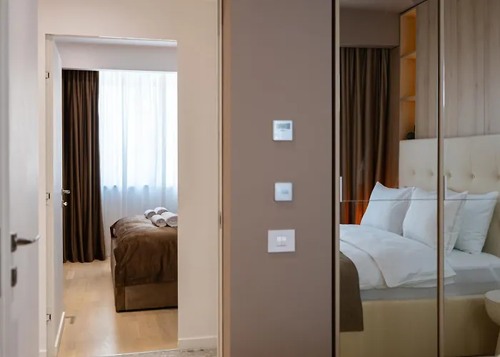 Lyra New Boutique Building With Fee-based Parking & Terrace Lejlighed Bukarest