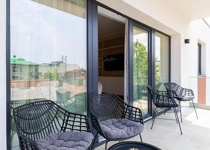 Lejlighed Lyra New Boutique Building With Fee-based Parking & Terrace